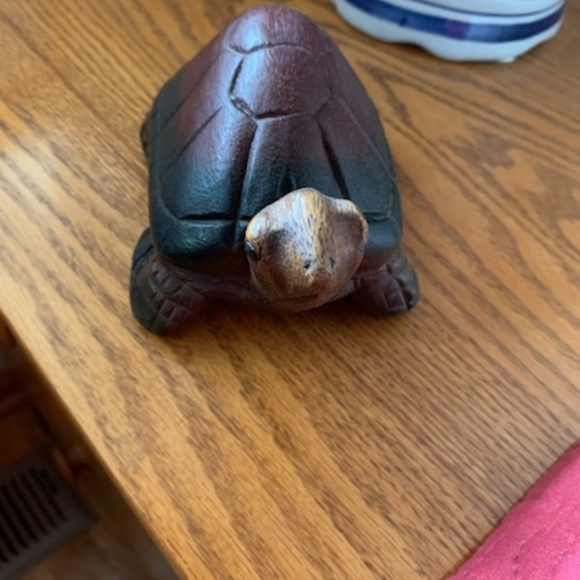 Turtle, Beautiful Wooden, great condition, sooo cute - Picture 6 of 7
